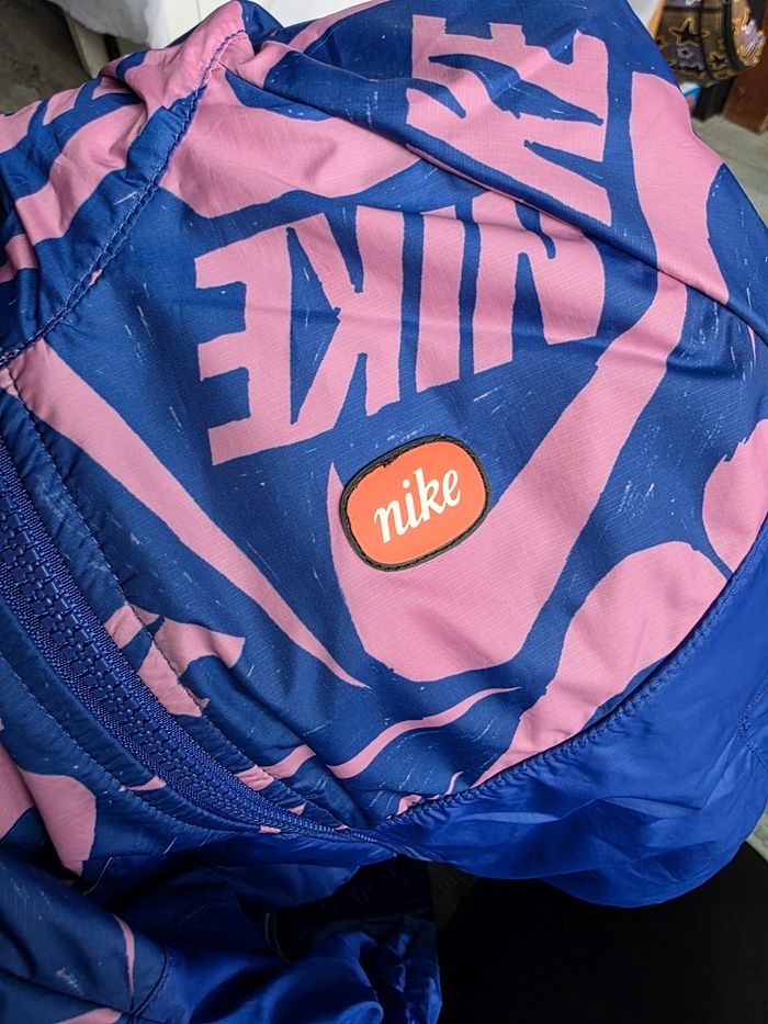 Veste nike - coupe vent 11 / 12 ans ( 146 / 156 cm ) rose et bleu - photo numéro 5