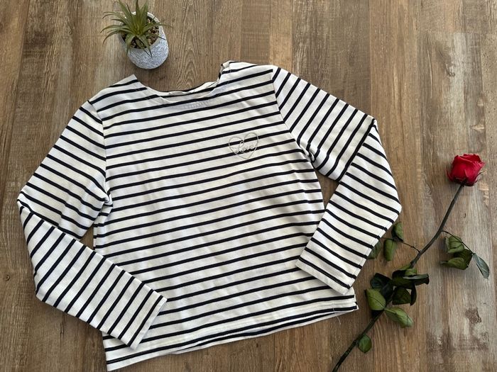 - Haut ML Peace n’ love - Taille S/M - Très bon état