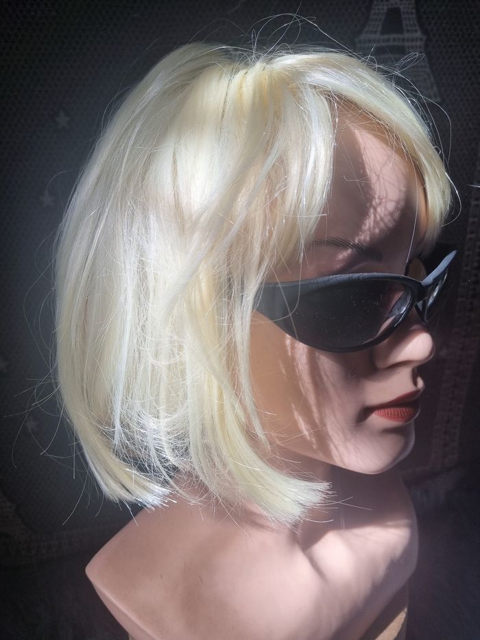 Lunette de soleil noir mixte - photo numéro 6