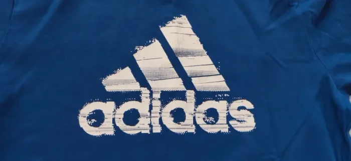 tee shirt Adidas 9-10 ans - photo numéro 2