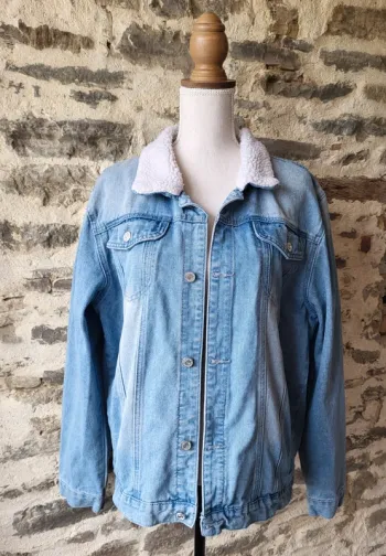 Veste en jean bleue claire Boohoo Man Taille XL ou 46 48