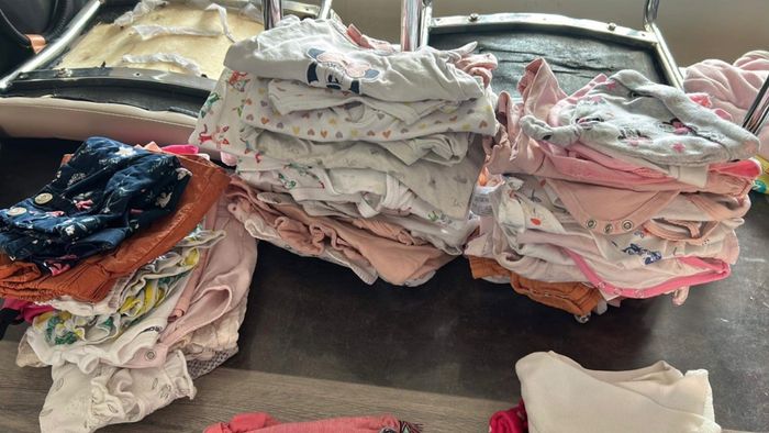 Vêtements pour bébé fille - photo numéro 1