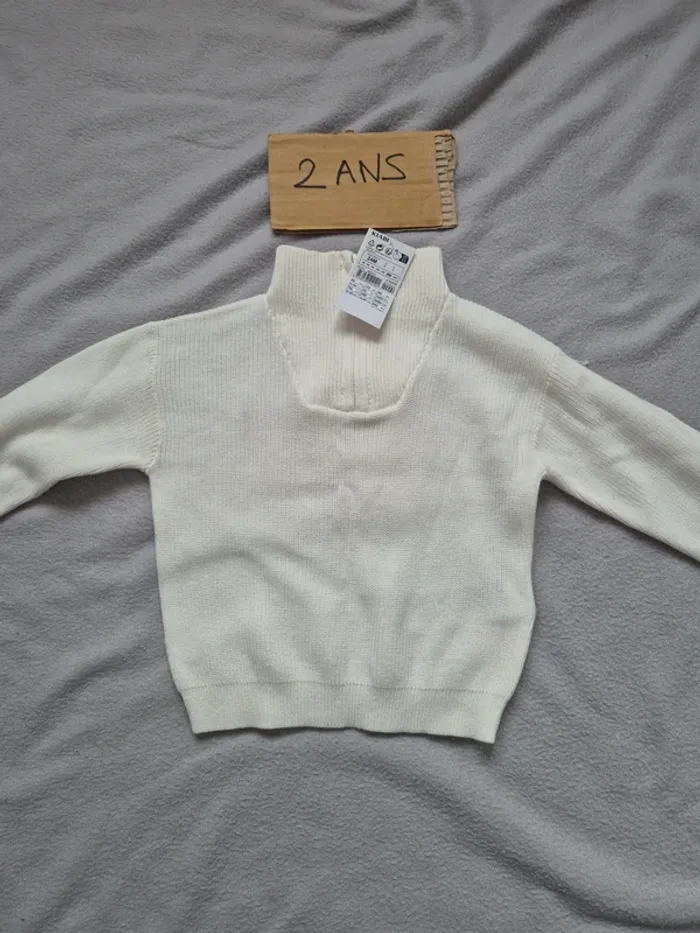 Pull neuf 24 mois kiabi