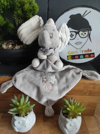 Doudou Dumbo Éléphant Disney Étoile Spirale Gris Crème Nicotoy #geektradedoudou