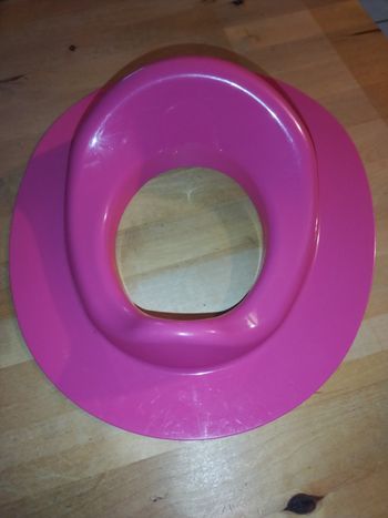 Rehausseur a toilette