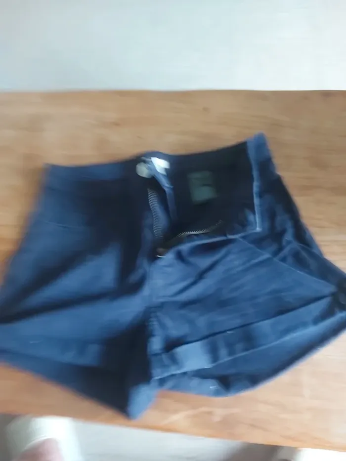 Short en jean bleu marine - photo numéro 3