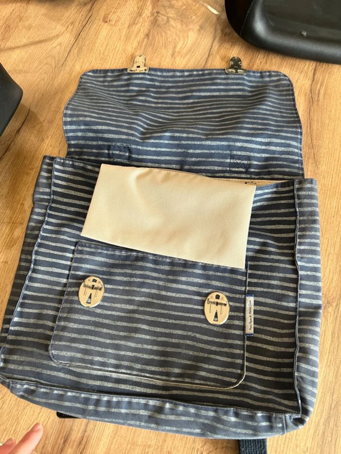 Cartable - photo numéro 2