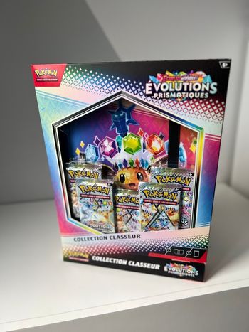 Coffret classeur évoli évolution prismatiques ev8.5 cartes Pokémon 