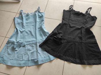 Lot de 2 tuniques taille 46 petites bretelles