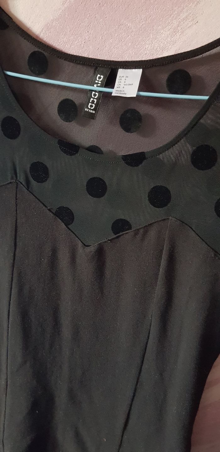 Robe noire taille 36 - photo numéro 2