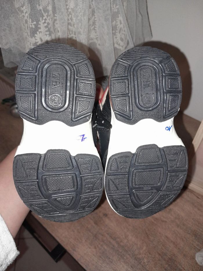 Botte zara neuf taille 20 👦 - photo numéro 5