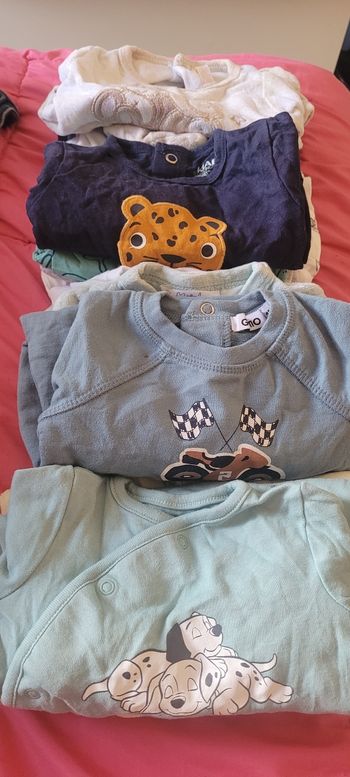 Lot pyjamas velours et légers