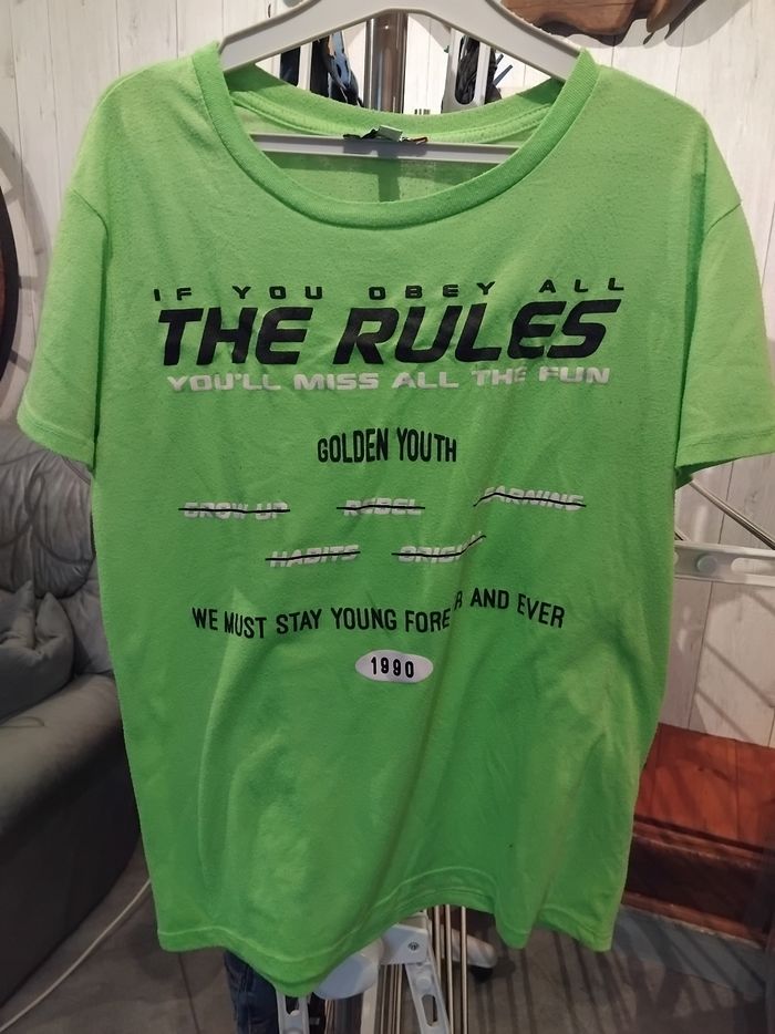 Tee shirt