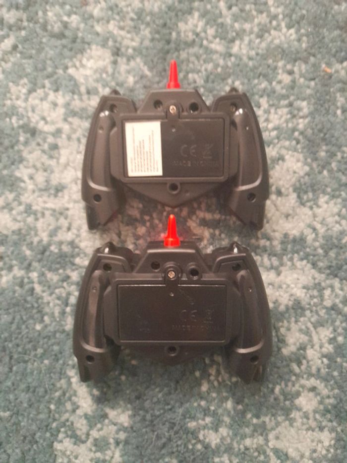 Lot 2 voitures télécommande - photo numéro 17