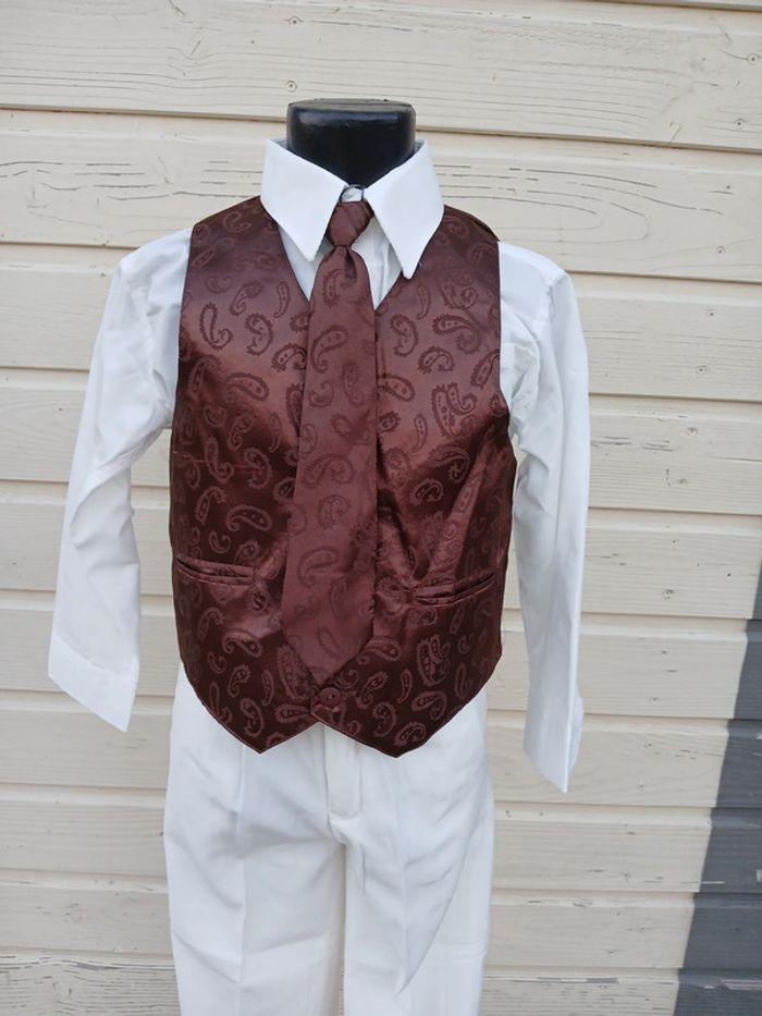 ensemble 5 pièces - neuf - 4 ans - photo numéro 7