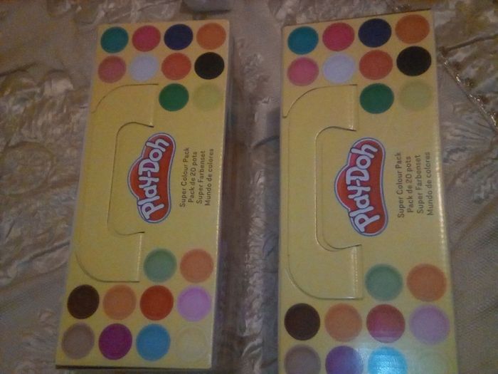 Lot 2 boîtes de pate à modeler play doh - photo numéro 2