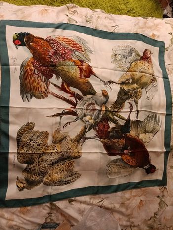 Foulard Hermes en très très bon état