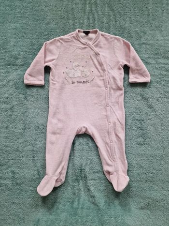 Très beau pyjama 12 mois