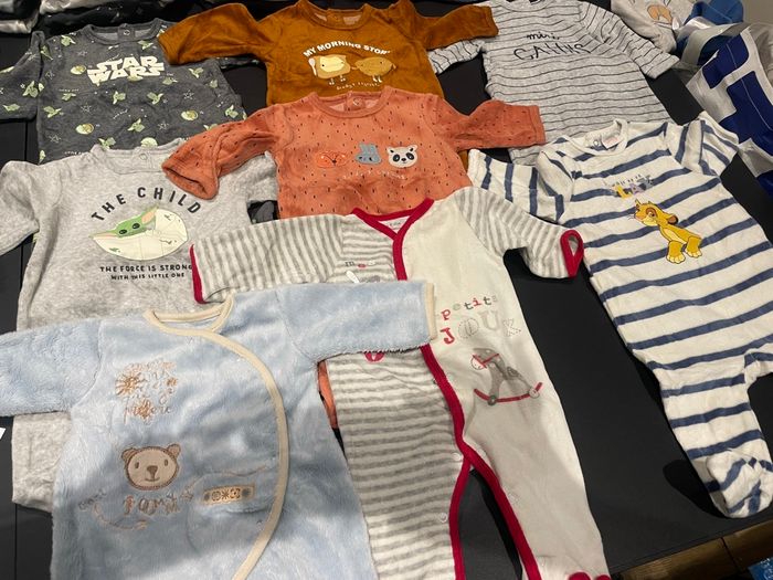 Lot de vêtements garçon 3 mois - photo numéro 3