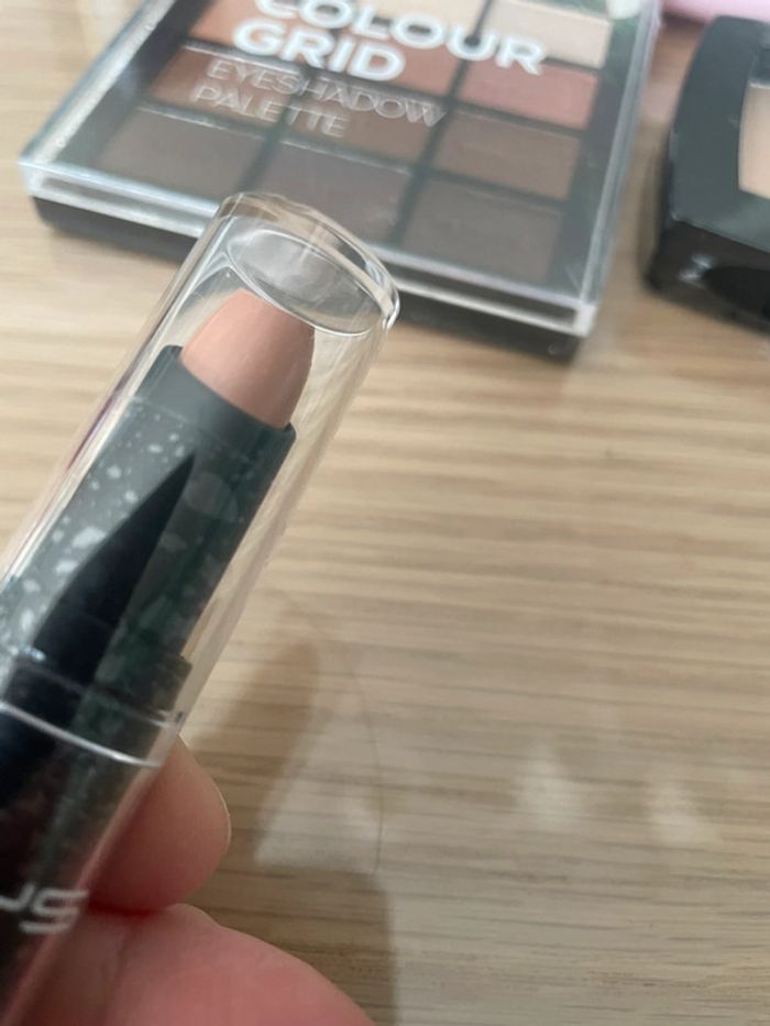 Lot maquillage teint/yeux/lèvres - photo numéro 9