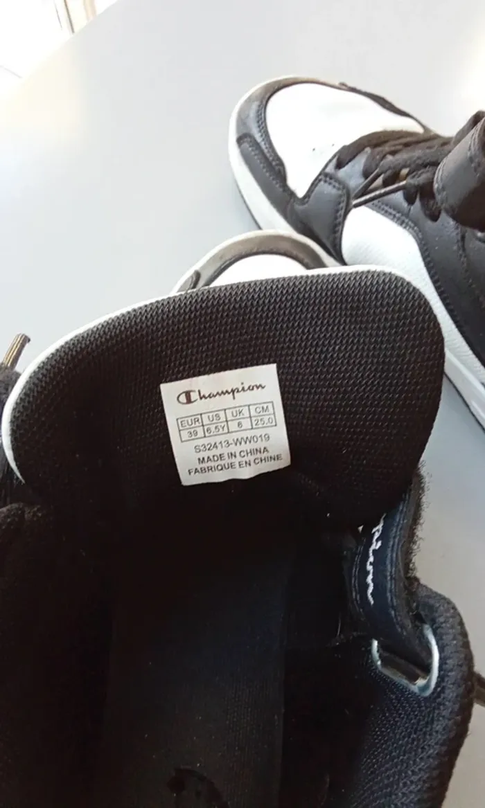 Basket pointure 39 marque Champion - photo numéro 6