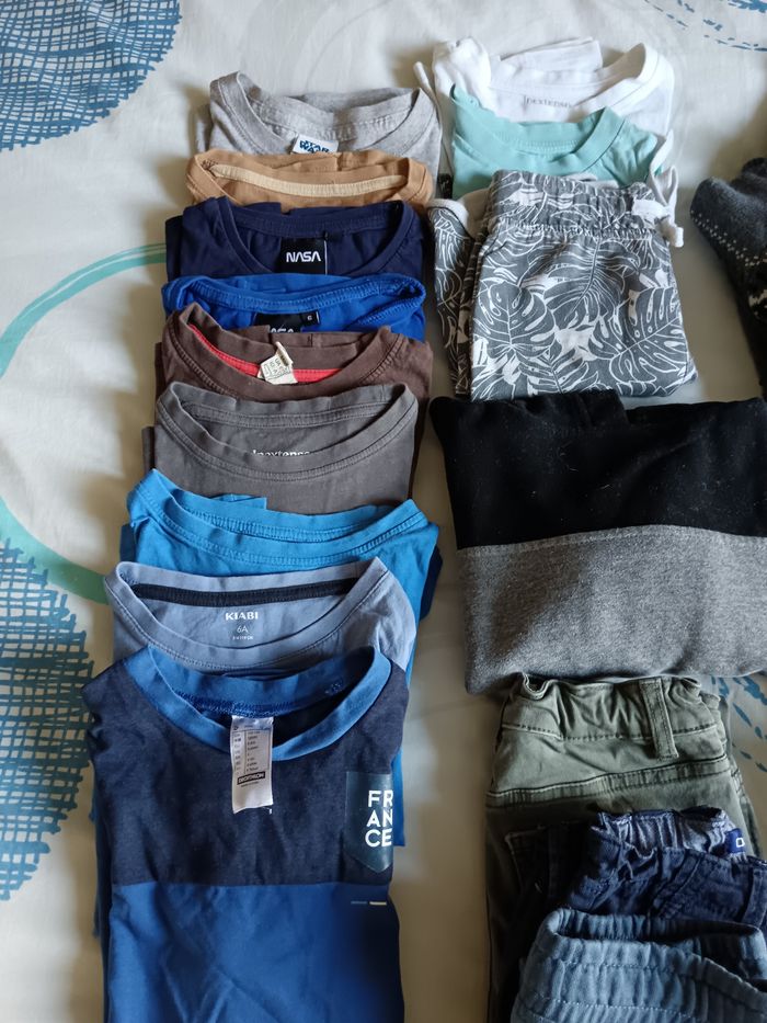 Lot garçon 6 ans - photo numéro 2