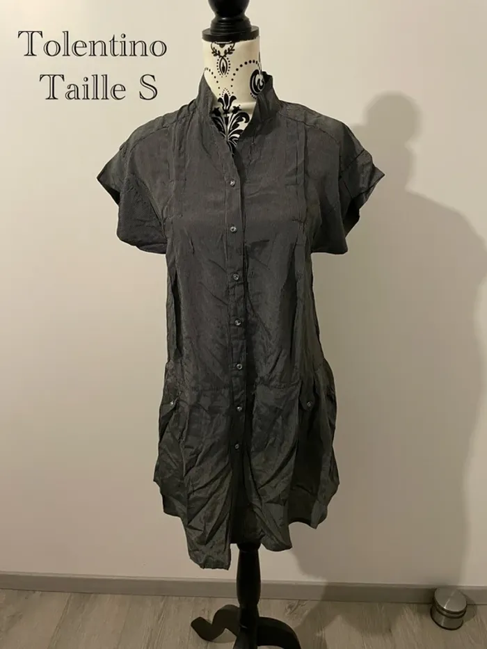 Robe chemise noire rayée Tolentino – Taille S