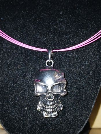 Collier skull punk girly
