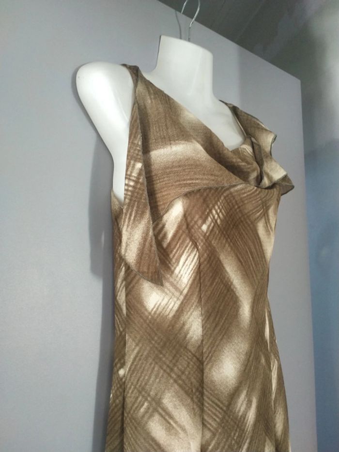 Robe T:2 neuf - photo numéro 2