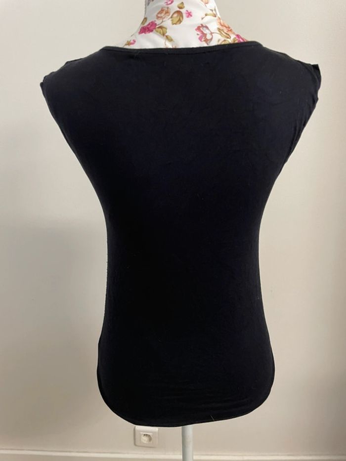 Haut Morgan avec décolleté lassé noir - photo numéro 3