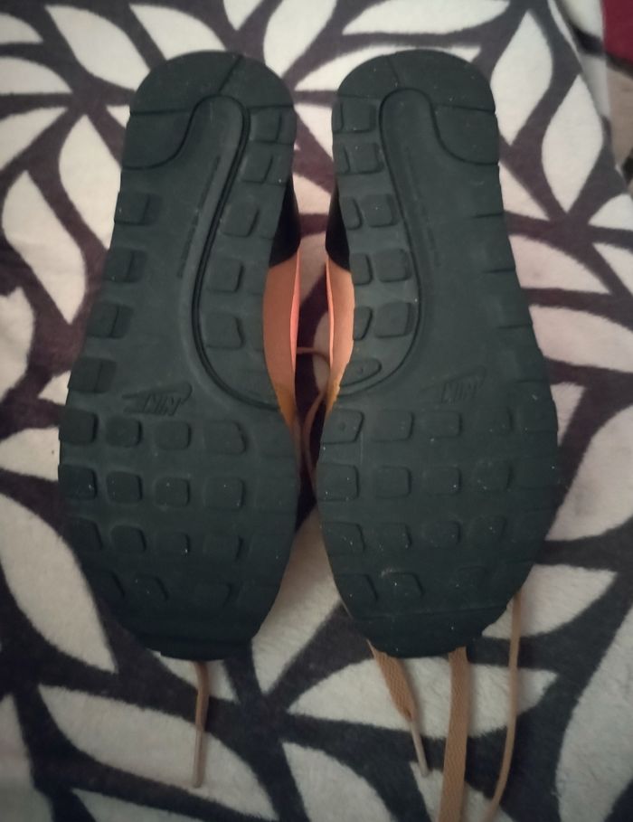 Baskets "Nike MD Runner 2" neuves - photo numéro 9