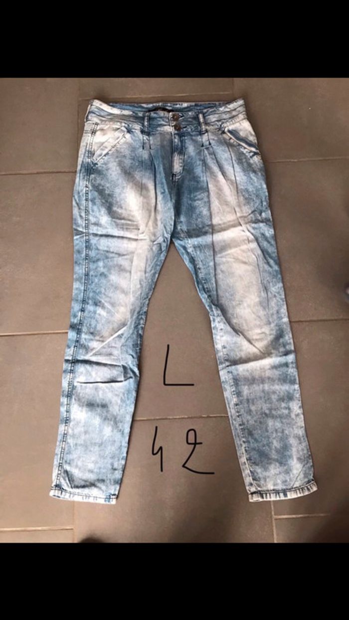 Jeans coupe carotte
