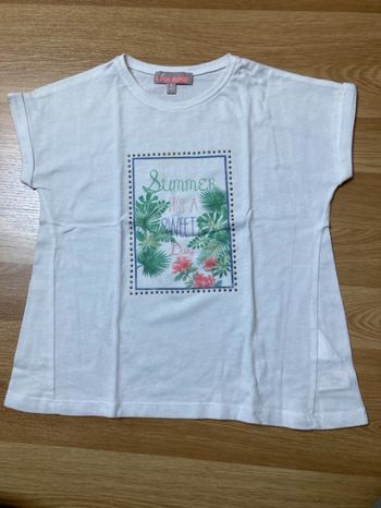 T shirt manches courtes. 6 ans.