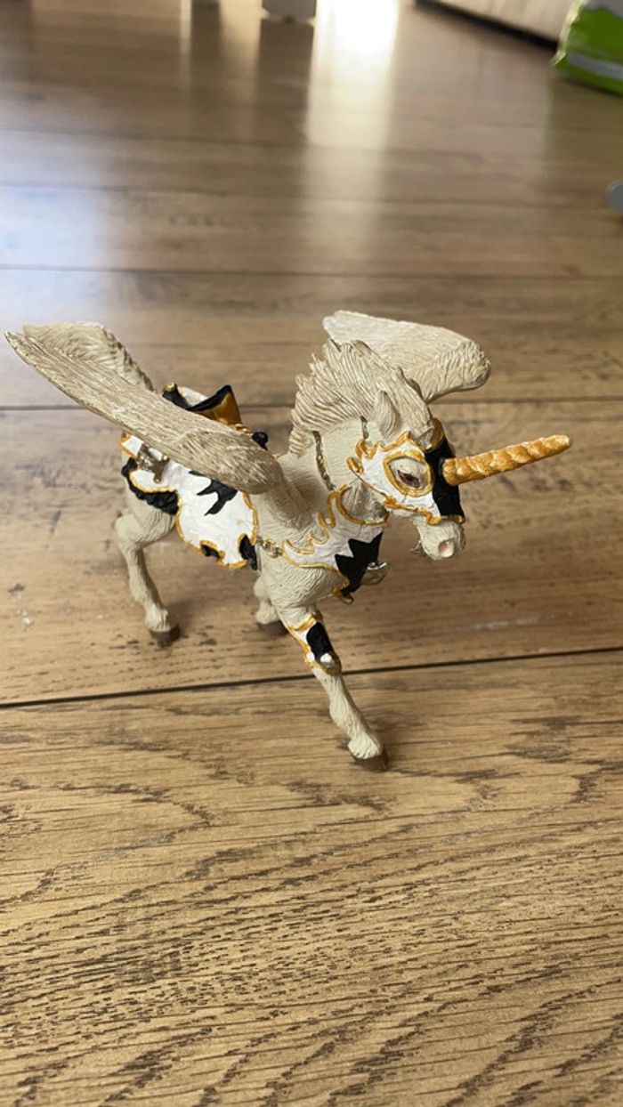Figurine licorne Papo Pégase Tbe - photo numéro 2