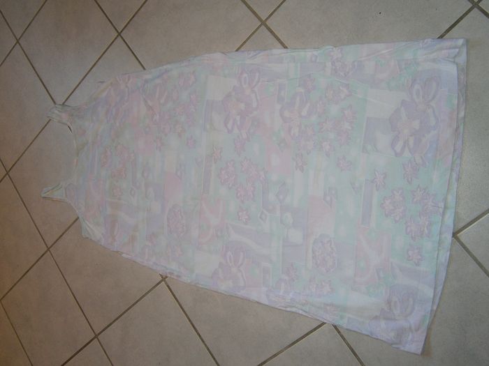 Chemise de nuit à bretelles Taille 40 - photo numéro 5