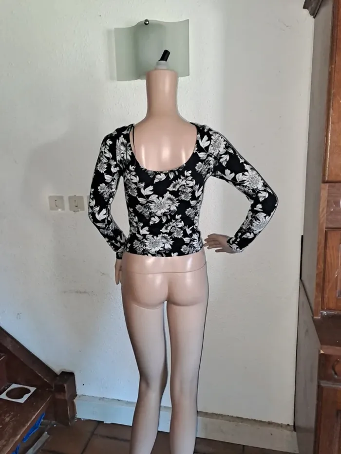 T-shirt S femme - photo numéro 2