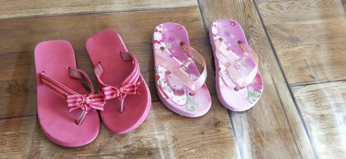 Lot de deux paires de tongs