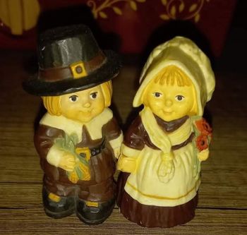 Figurine vintage Hallmark Cards Thanksgiving Pilgrims Couple Environ 6 cm