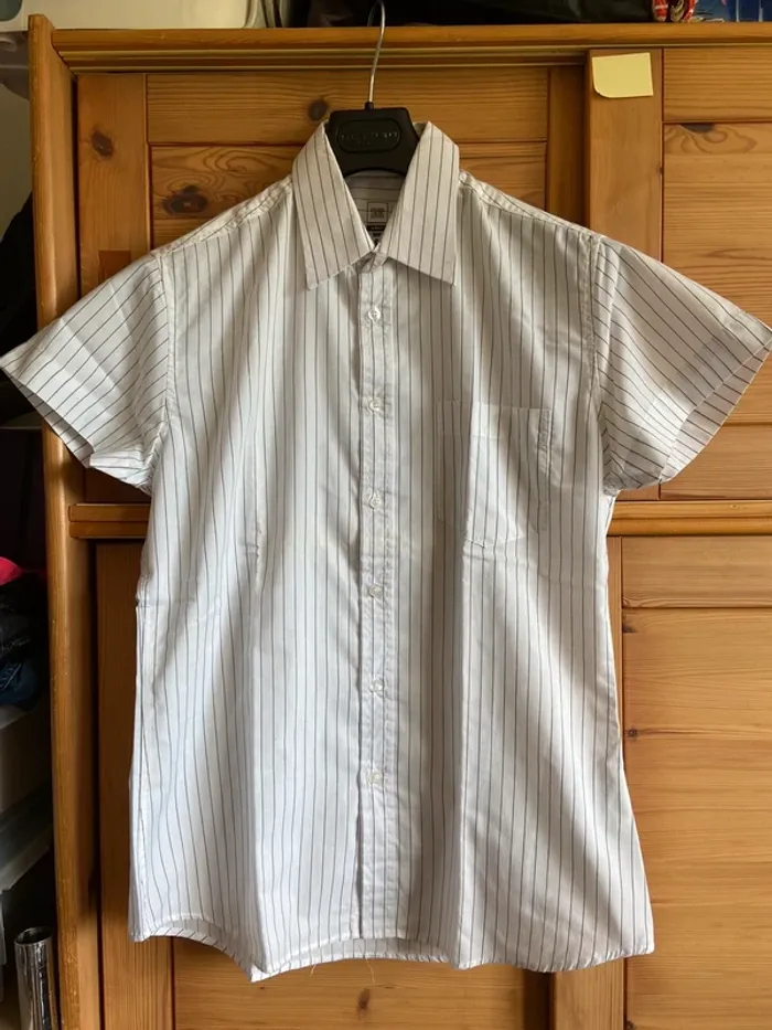 Chemise blanche rayée