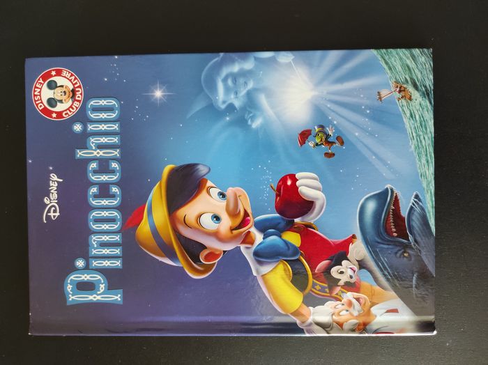 📖 Livre Disney Pinocchio – Très bon état