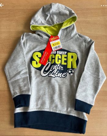 Pull capuche  92/98