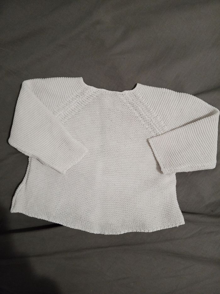 Gilet blanc _ 3 mois - photo numéro 3