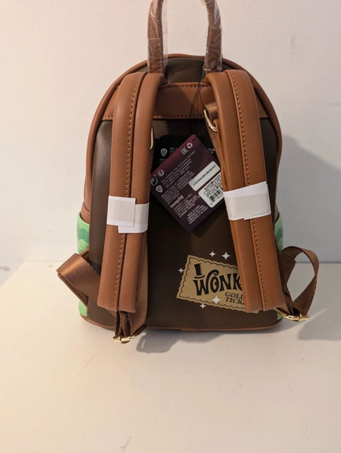 Sac à dos Loungefly "Charlie et la chocolaterie" 50eme anniversaire - photo numéro 3
