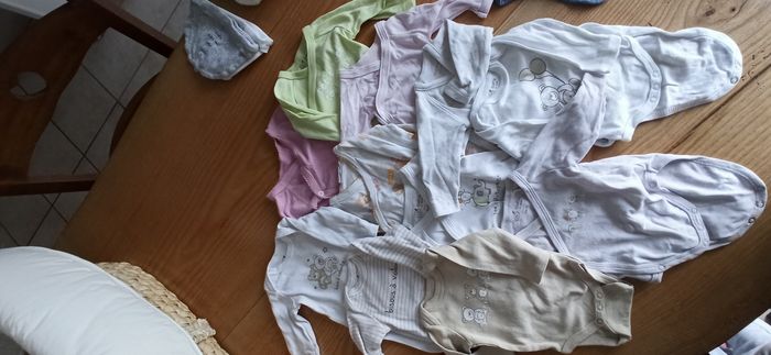 Lot vêtements naissance - photo numéro 6