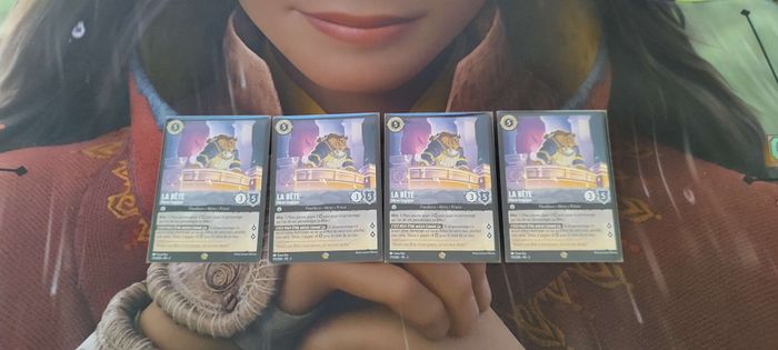 Lot de cartes Lorcana : 4 bêtes Héros tragique FR