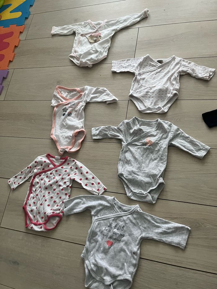 Lot 3 mois bébé fille - photo numéro 8