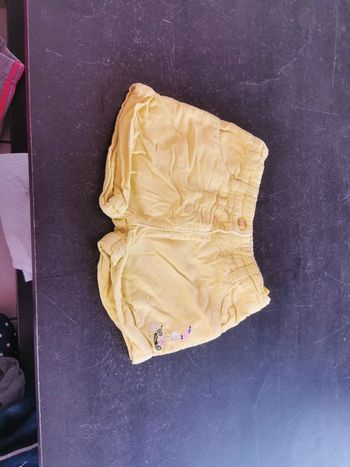 Short velour jaune