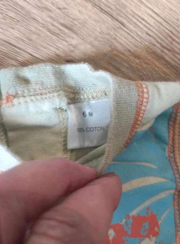 T-shirt 6  mois - photo numéro 3
