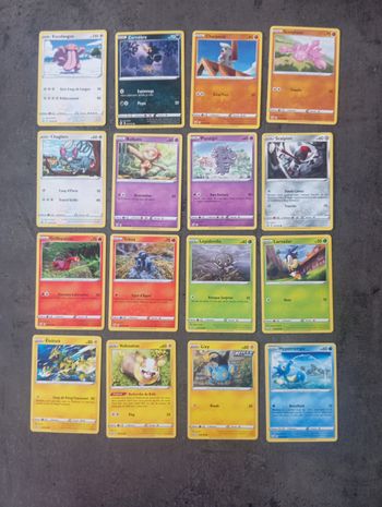 Lot 16 Cartes Pokémon Style De Combat Sans Doubles