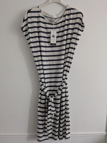 Robe en lin rayée blanche et bleu L